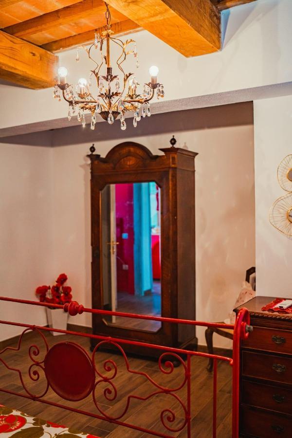 Agriturismo Montecrespini Saturnia Eksteriør billede